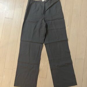 Women’s gray linen pants with a little shimmer.
